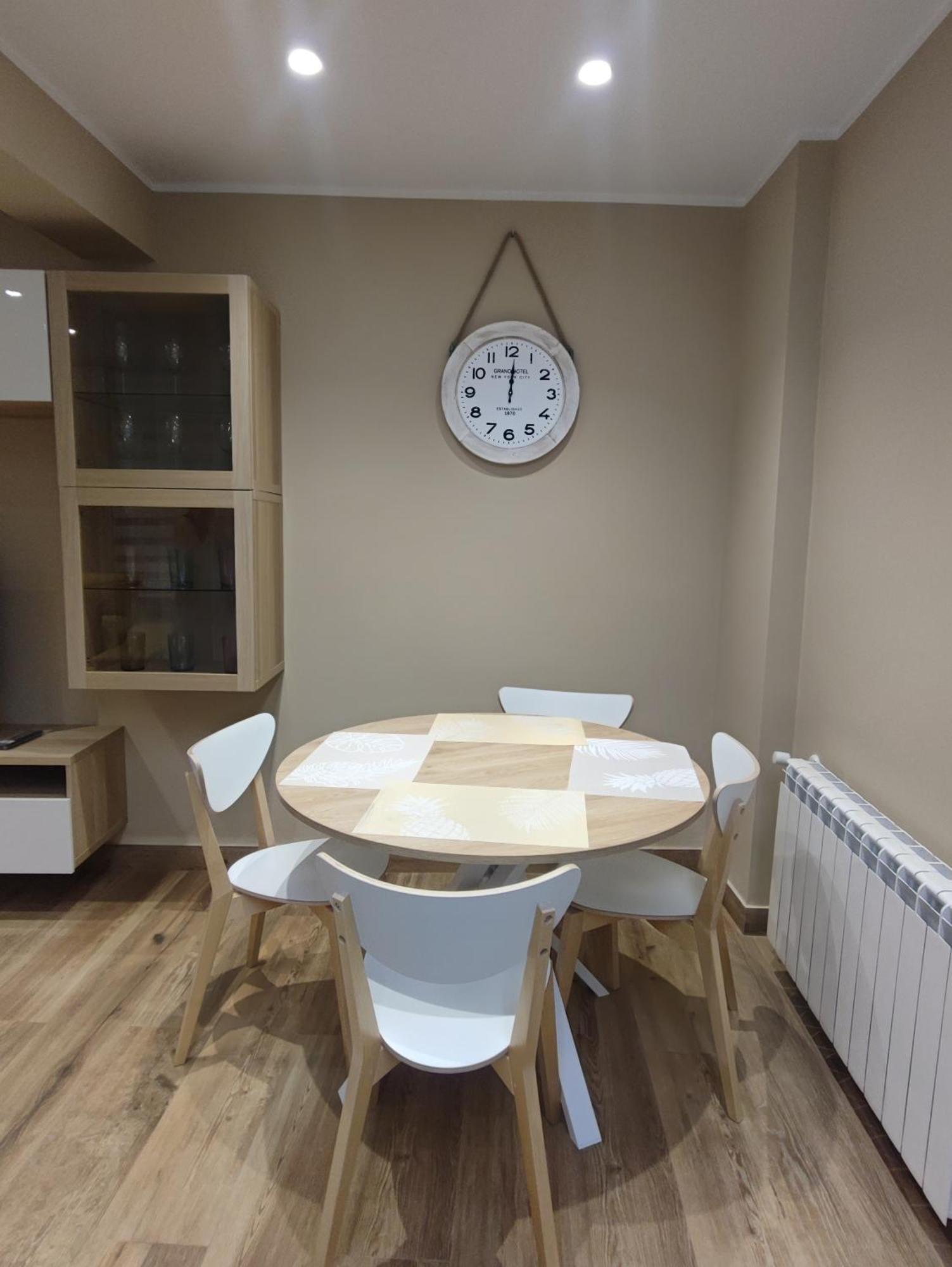 Apartamento Gael- Plaza Espana Avilés Eksteriør billede